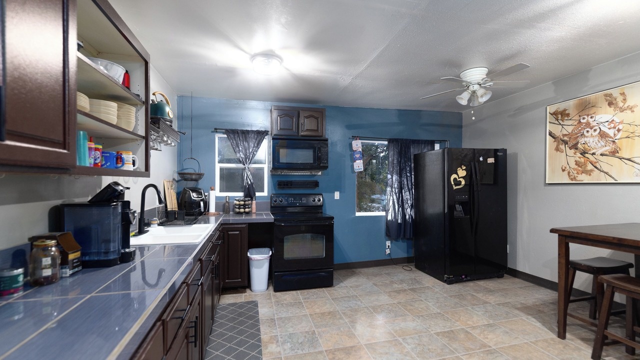 Photo of Kitchen in Downtown Klamath Falls