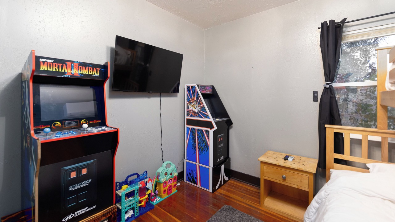 Photo of Bedroom in Downtown Klamath Falls