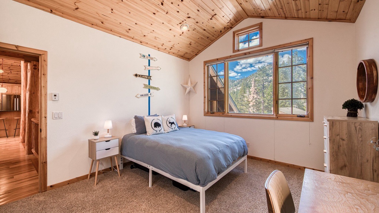 Photo of Bedroom in Alpine Meadows