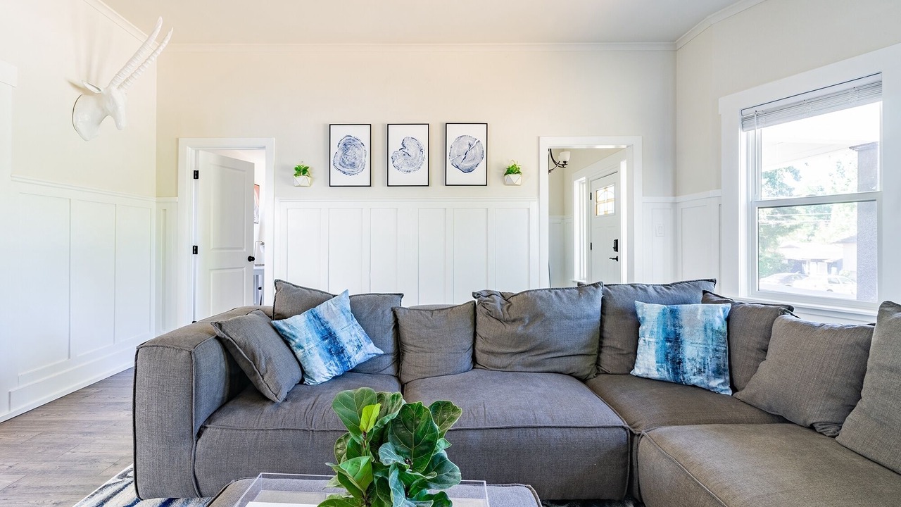 Photo of Livingroom in Arbor Heights