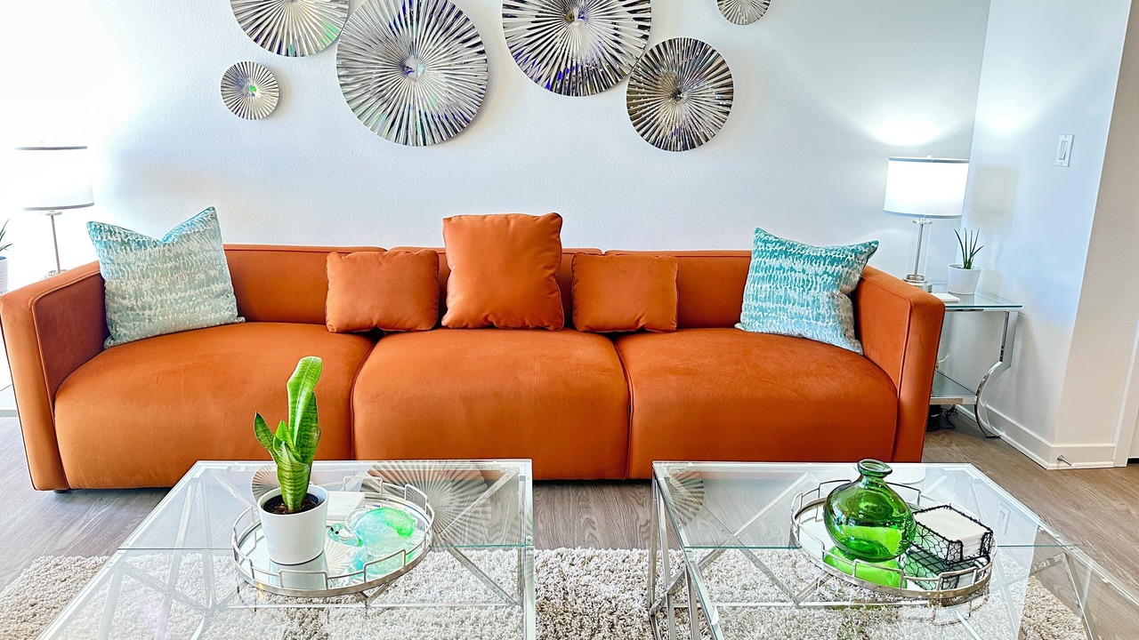 Photo of Livingroom in Downtown