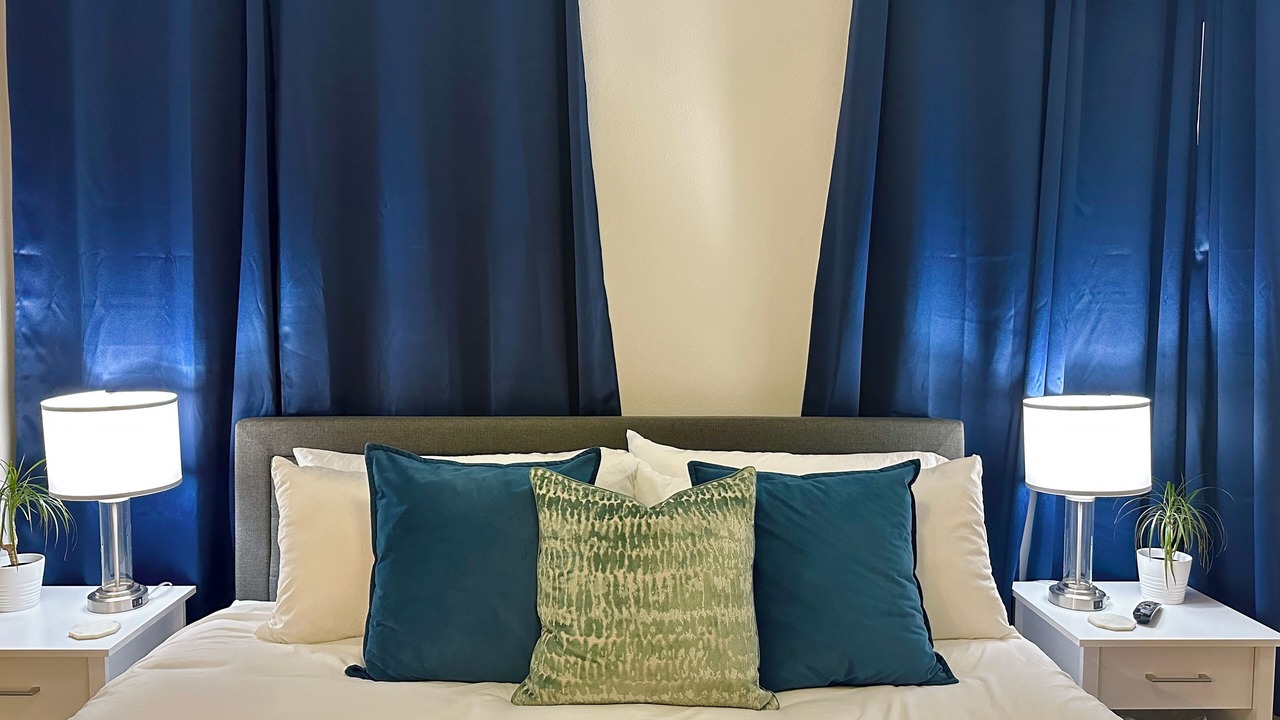 Photo of Bedroom in Downtown
