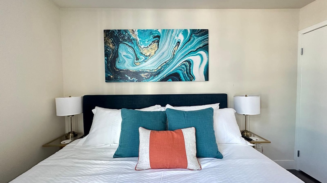 Photo of Bedroom in Downtown