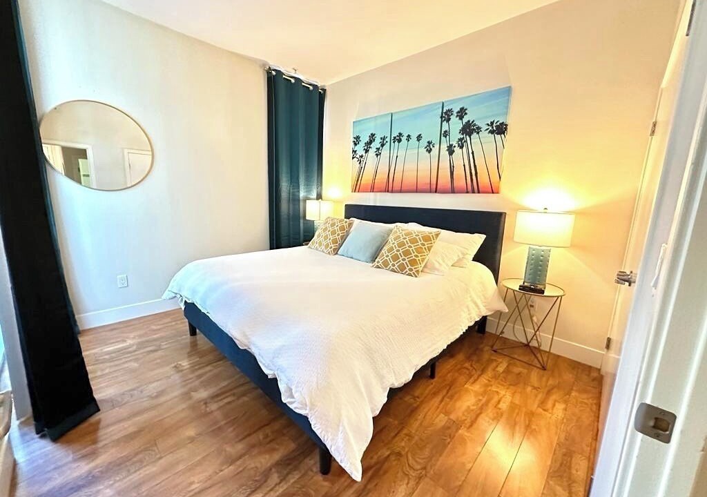 Photo of Bedroom in Downtown