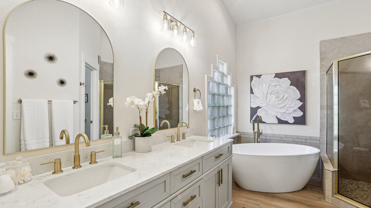 Photo of Bathroom in Ridgefield