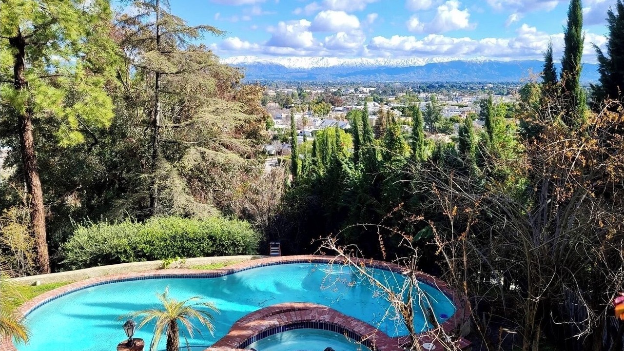 Photo of Outdoor in Sherman Oaks