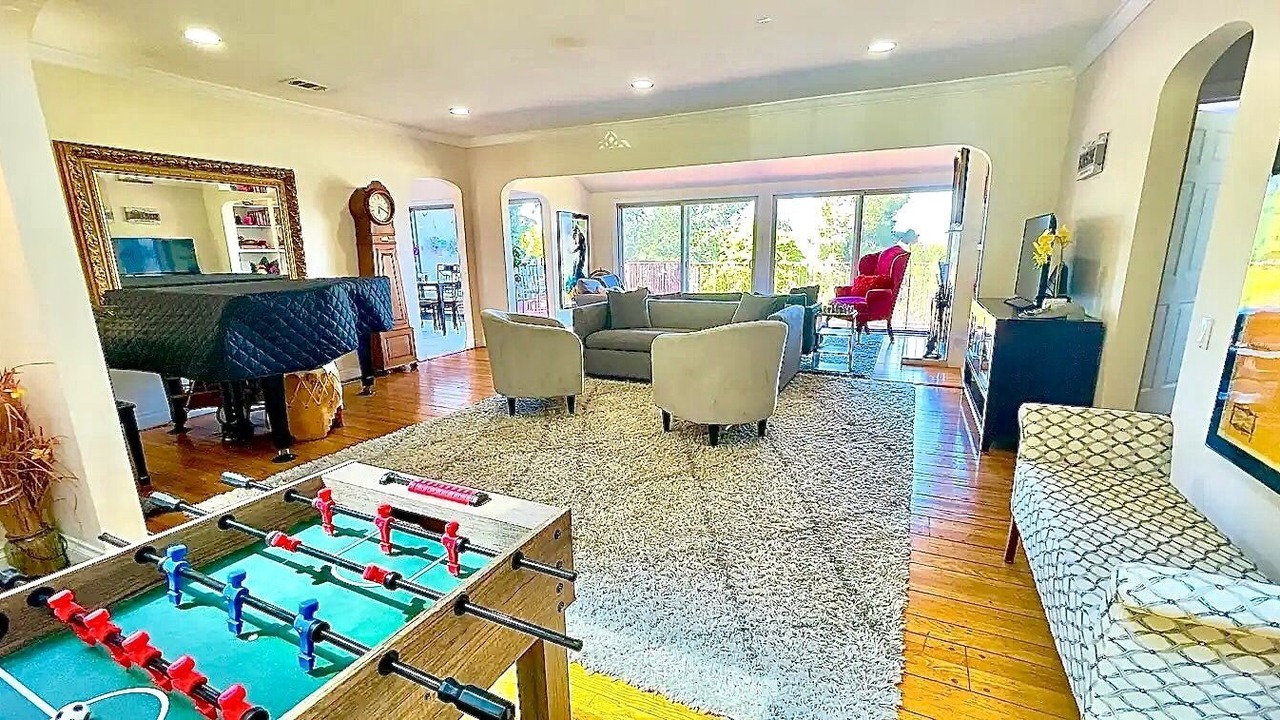 Photo of Bedroom in Sherman Oaks