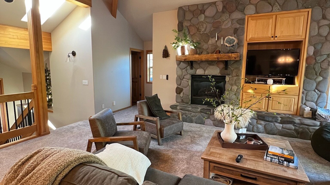 Photo of Livingroom in Sunriver