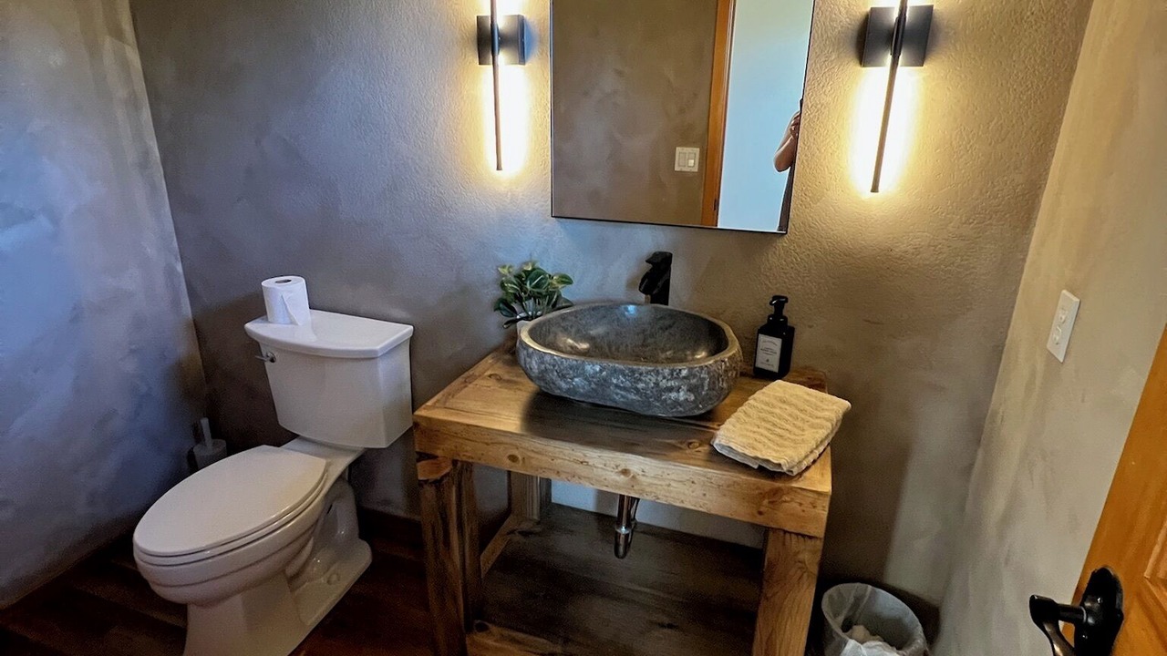 Photo of Bathroom in Sunriver