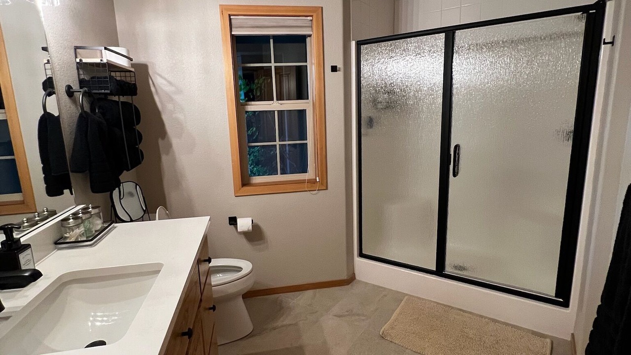 Photo of Bathroom in Sunriver