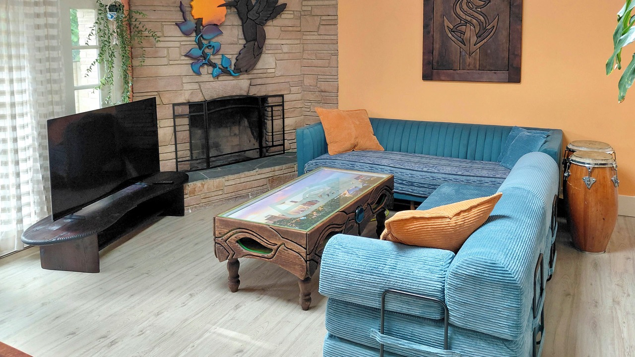 Photo of Livingroom in White Center