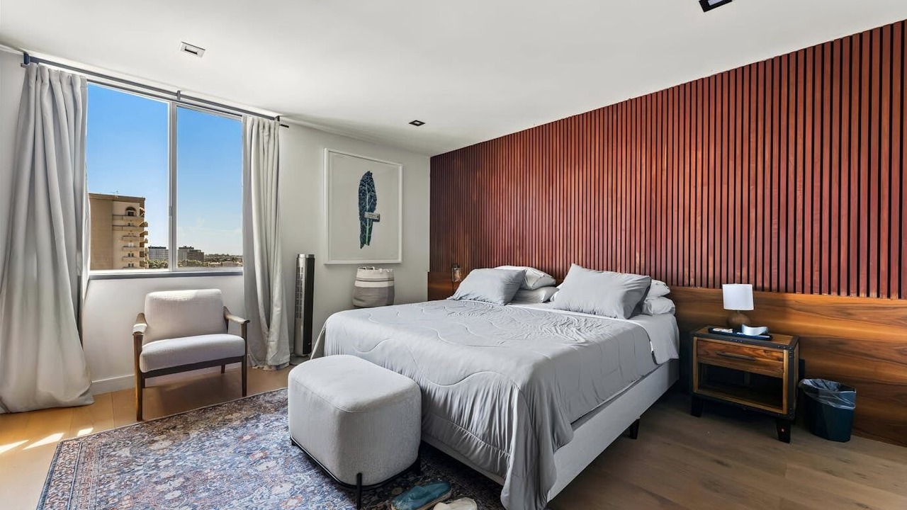 Photo of Bedroom in Beverly Grove