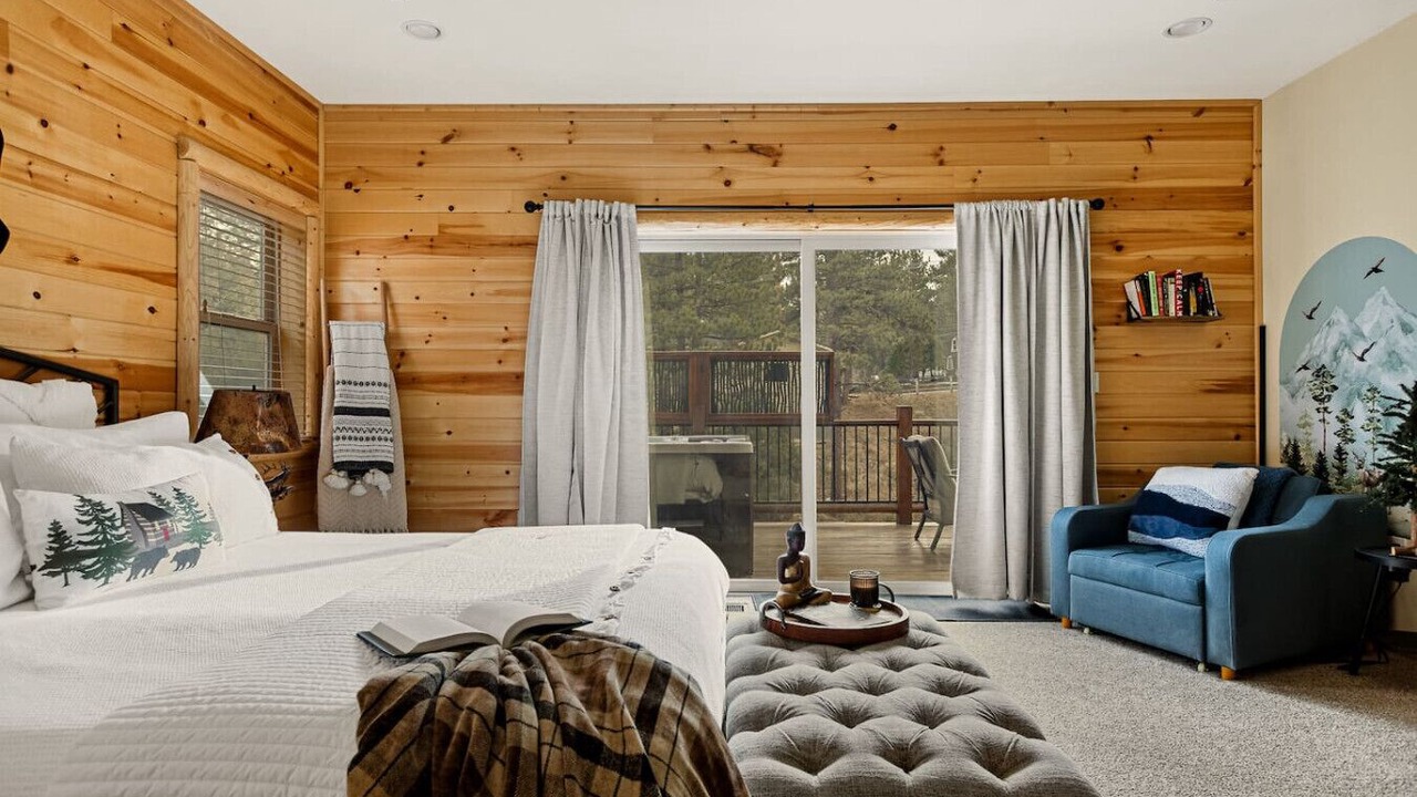 Photo of Bedroom in Eagle Mountain Estates