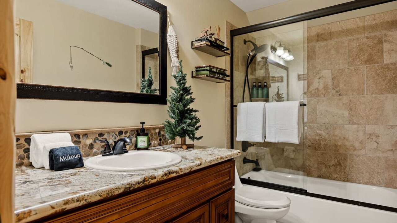 Photo of Bathroom in Eagle Mountain Estates
