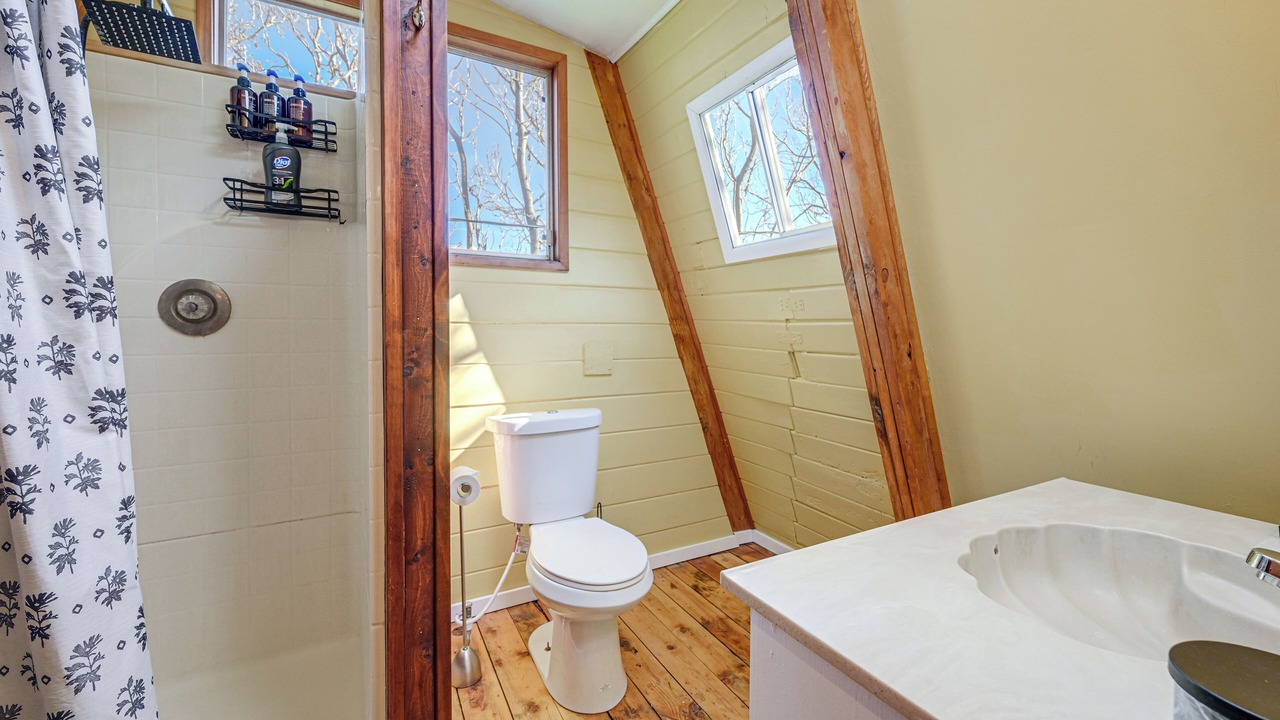 Photo of Bathroom in Lake Montezuma