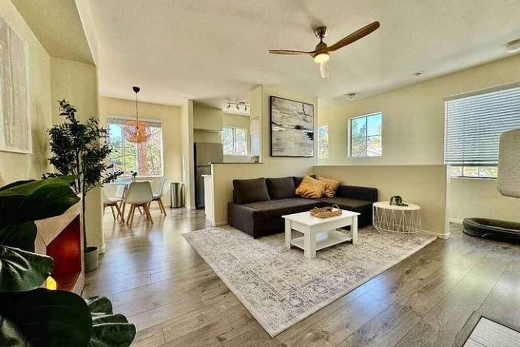 Photo of Livingroom in Rhodes Ranch