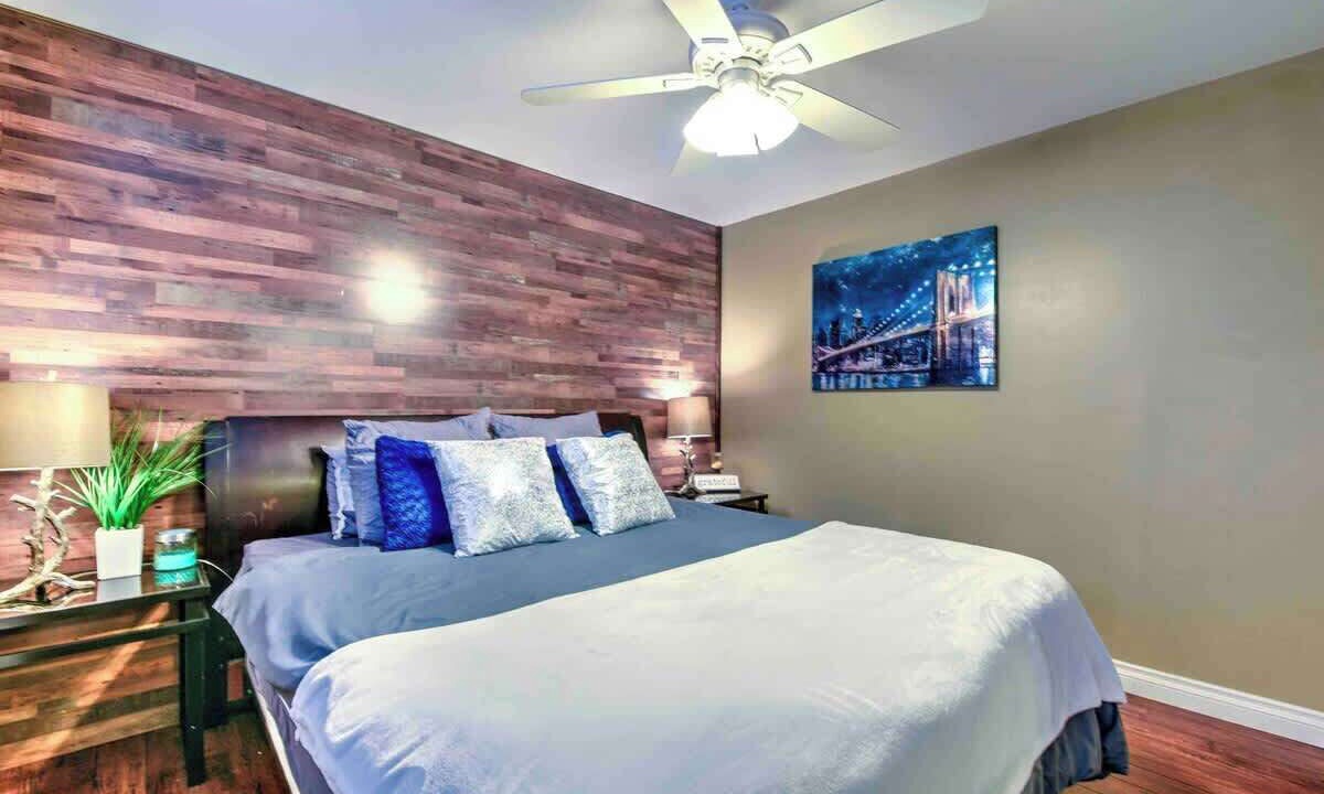 Photo of Bedroom in Placentia