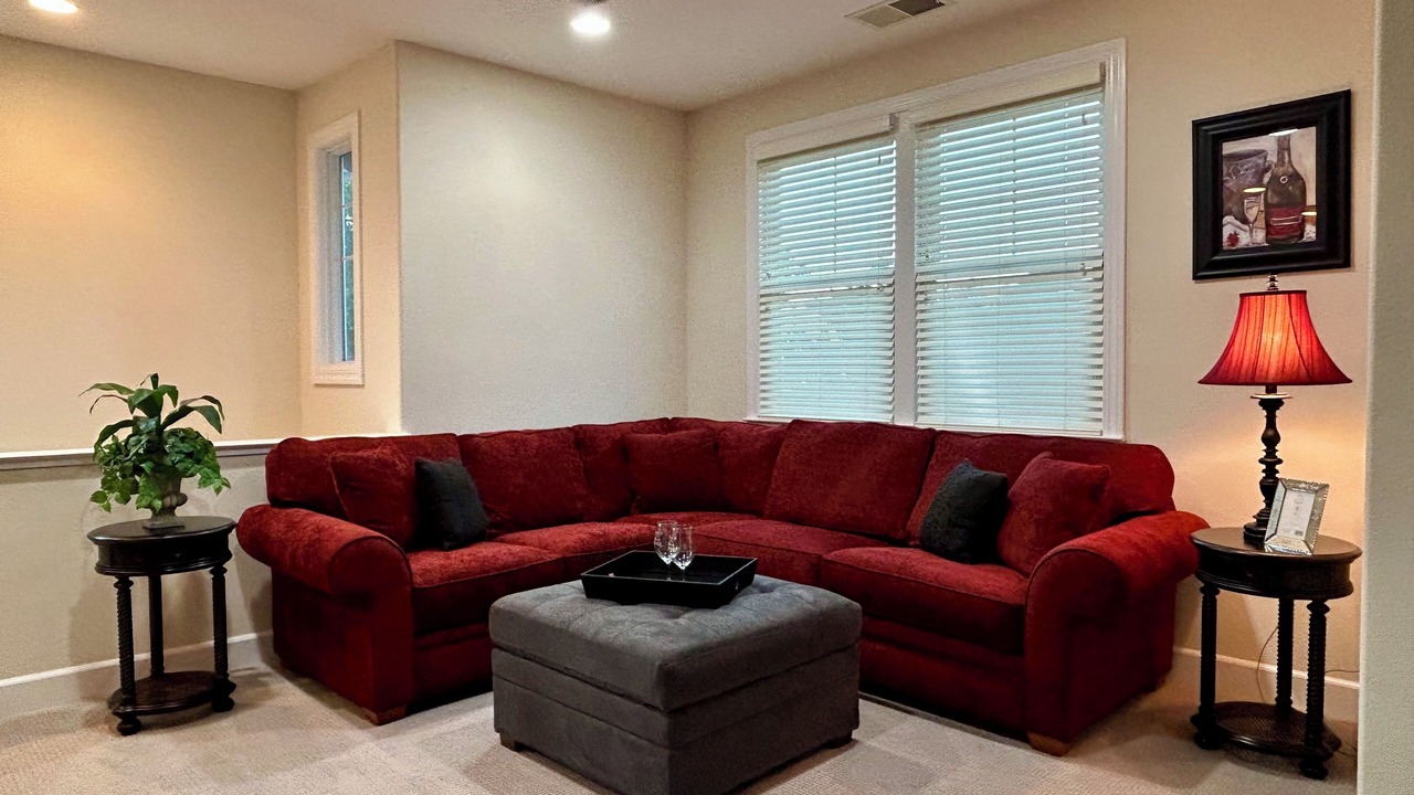Photo of Livingroom in Yountville