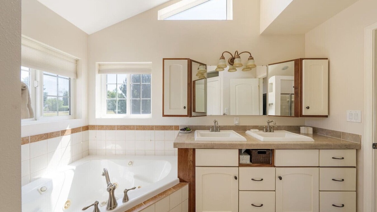 Photo of Bathroom in Otis Orchards-East Farms