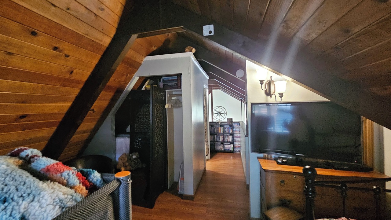 Photo of Bedroom in Twain Harte