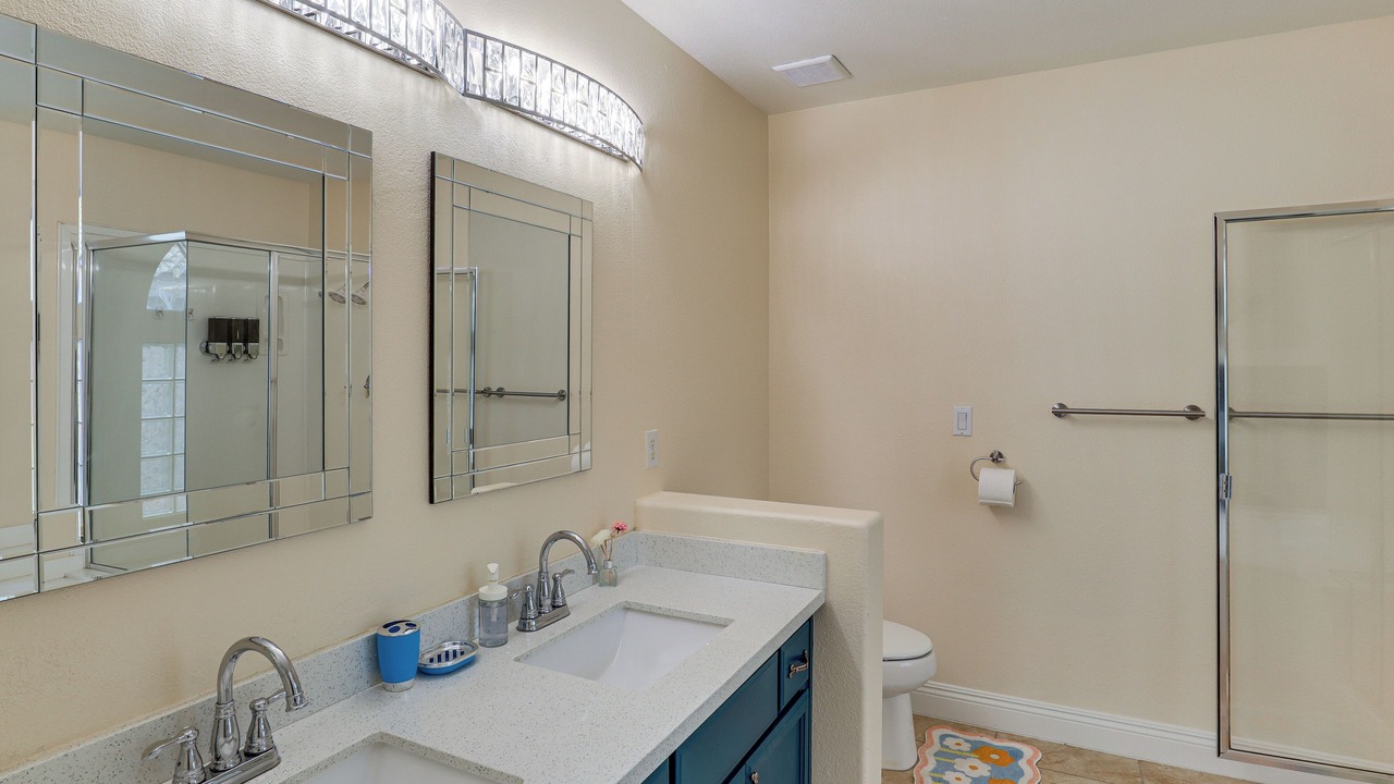 Photo of Bathroom in Silverado Ranch
