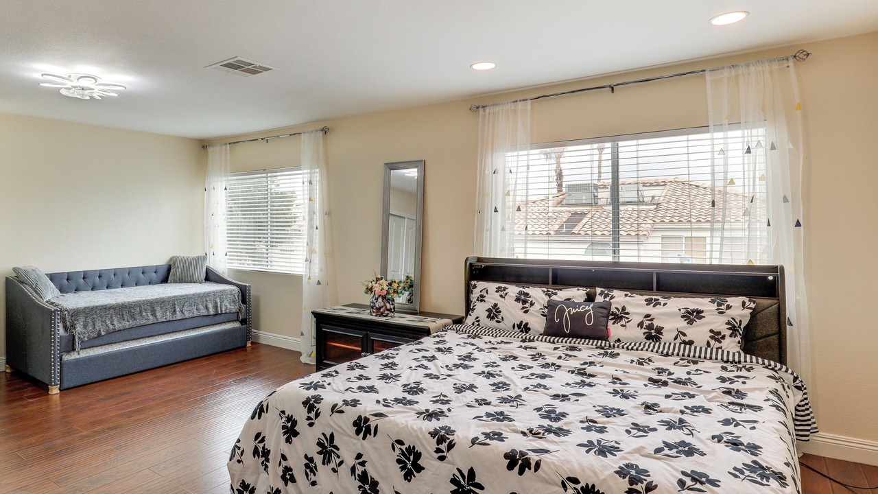 Photo of Bedroom in Silverado Ranch