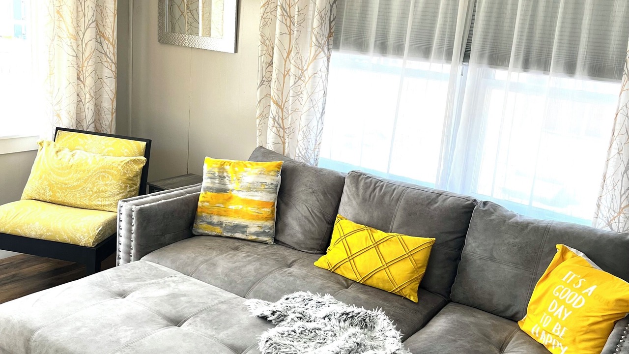 Photo of Livingroom in Hawthorne