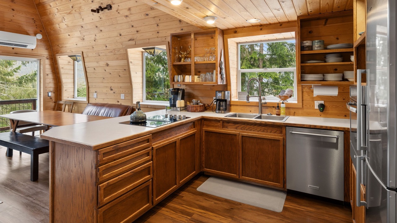 Photo of Kitchen in Hyak