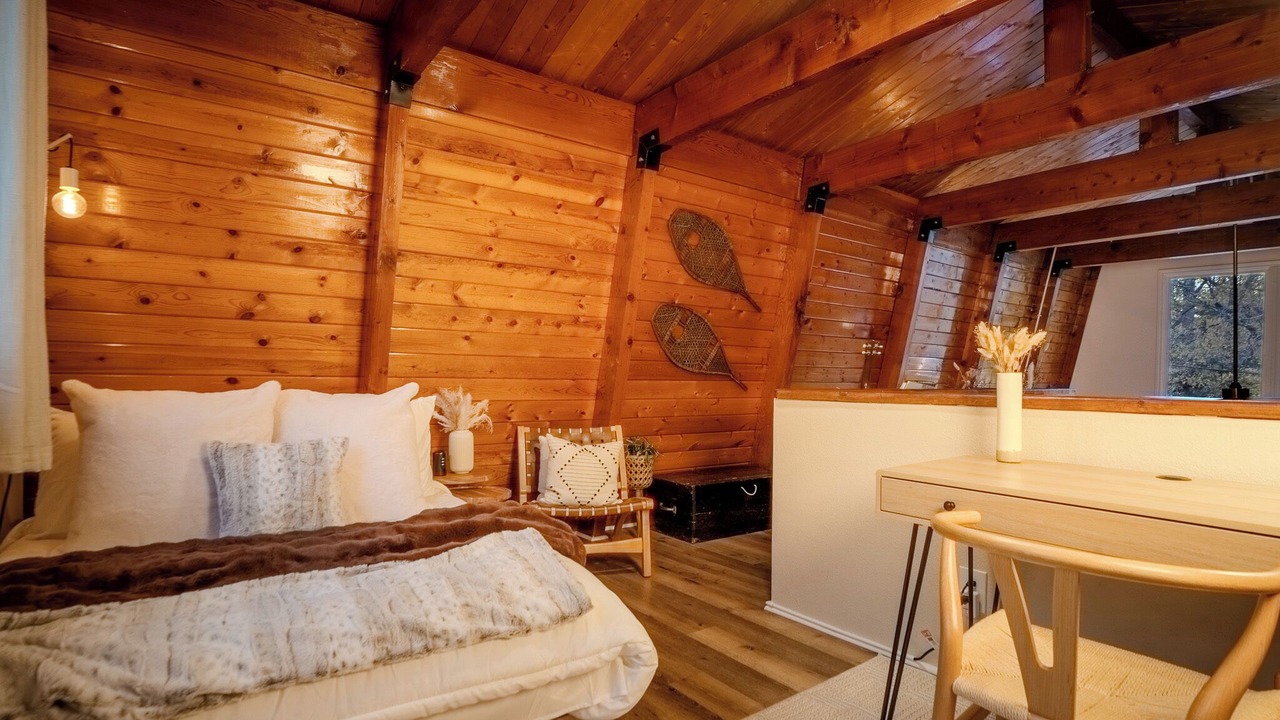 Photo of Bedroom in Arrowbear Lake