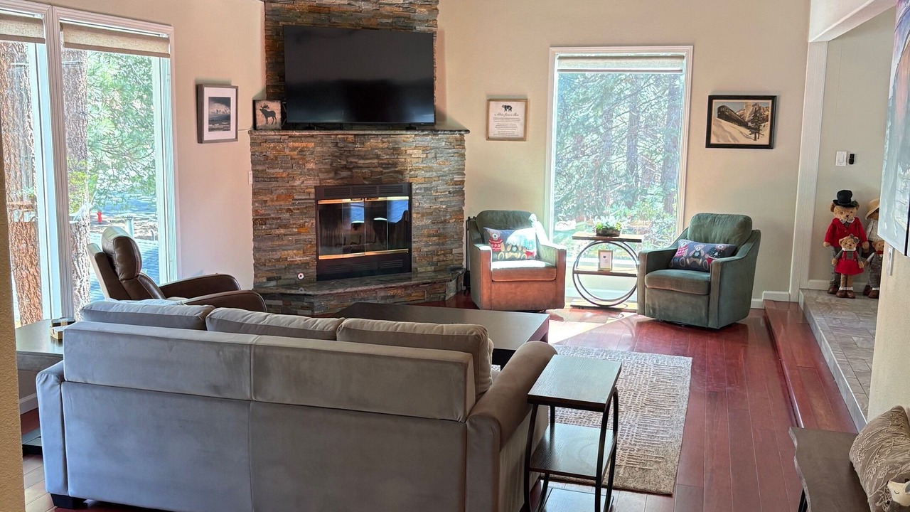 Photo of Livingroom in Acworth