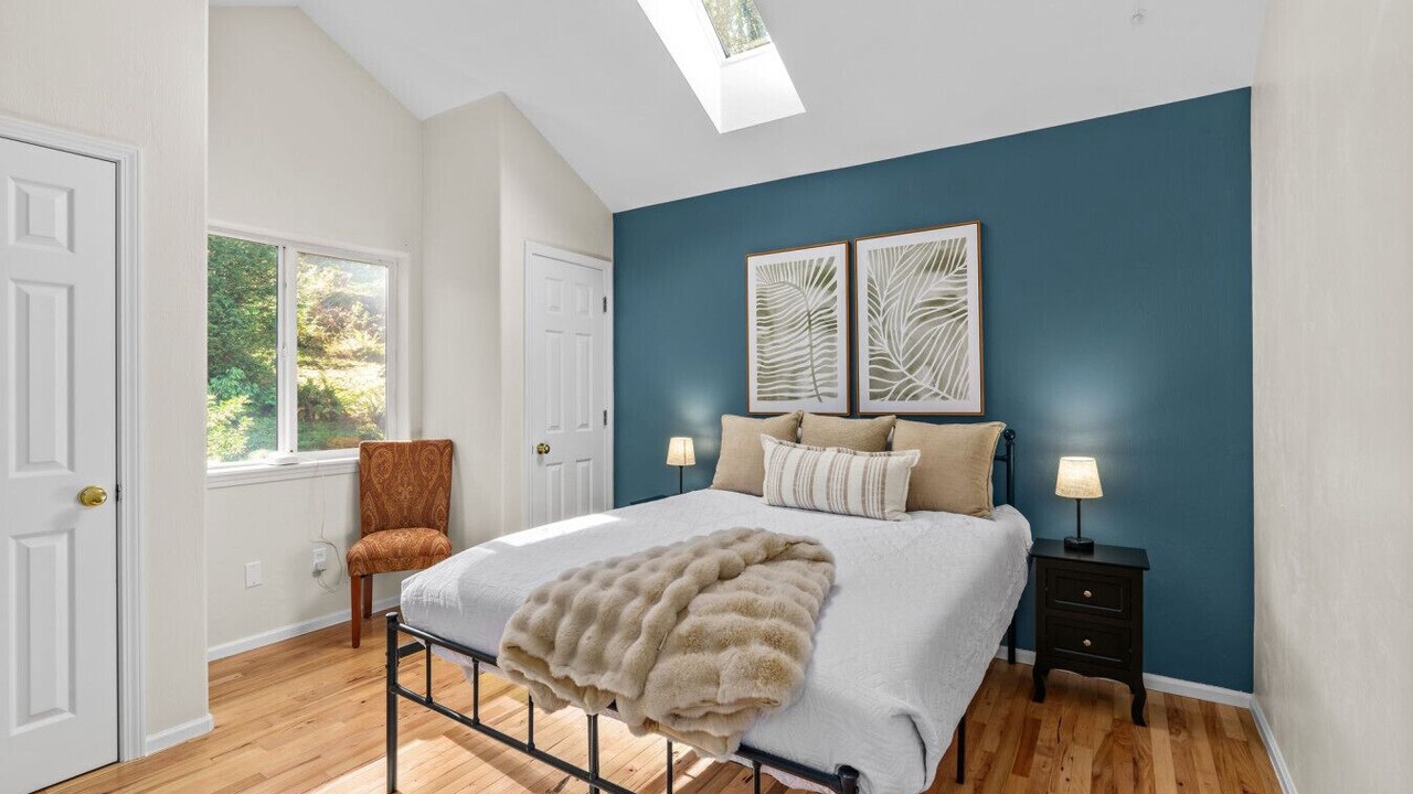Photo of Bedroom in Western
