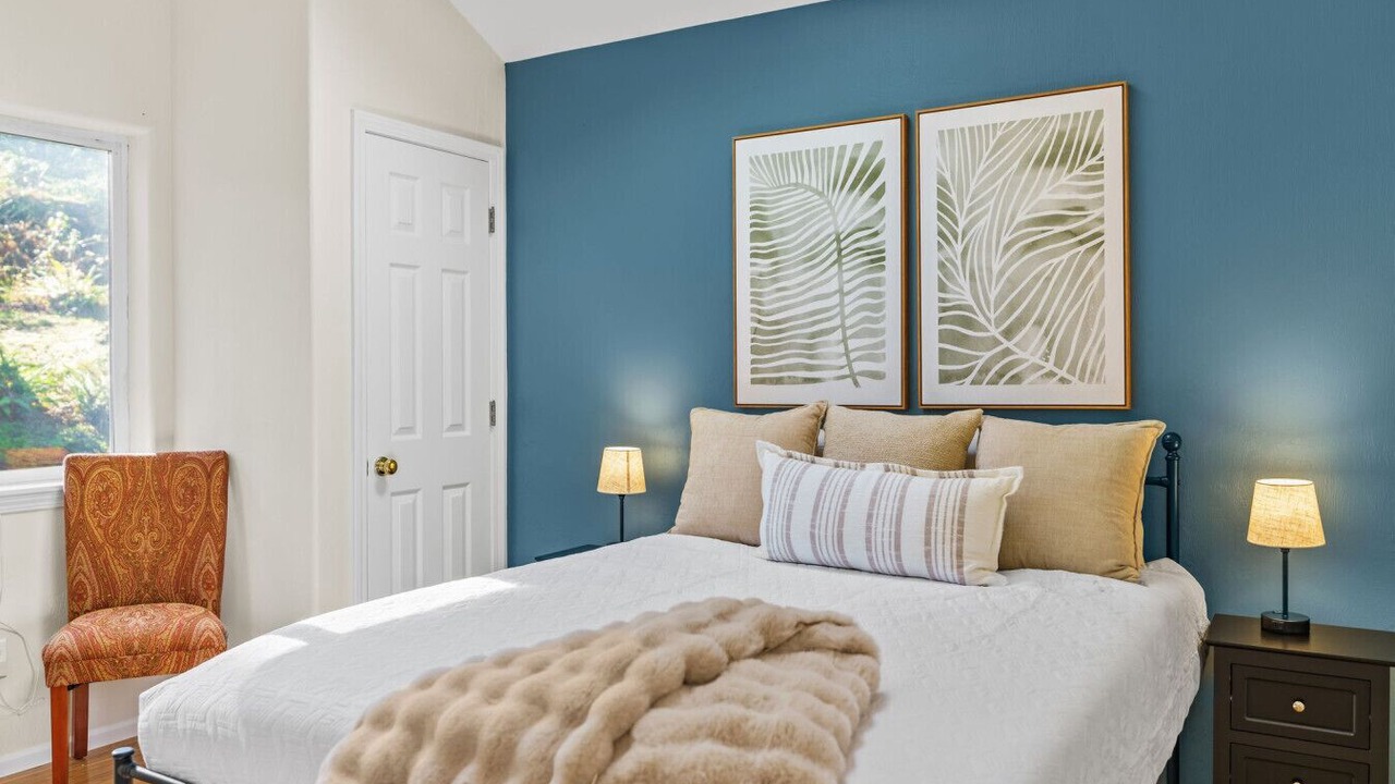 Photo of Bedroom in Western