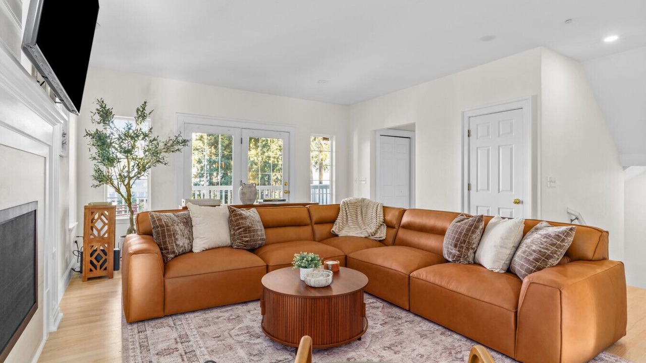 Photo of Livingroom in Western