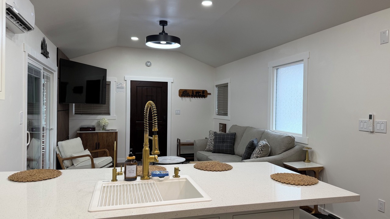 Photo of Livingroom in Arrowbear Lake