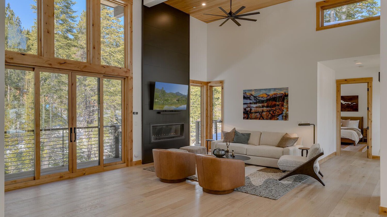 Photo of Livingroom in Olympic Valley