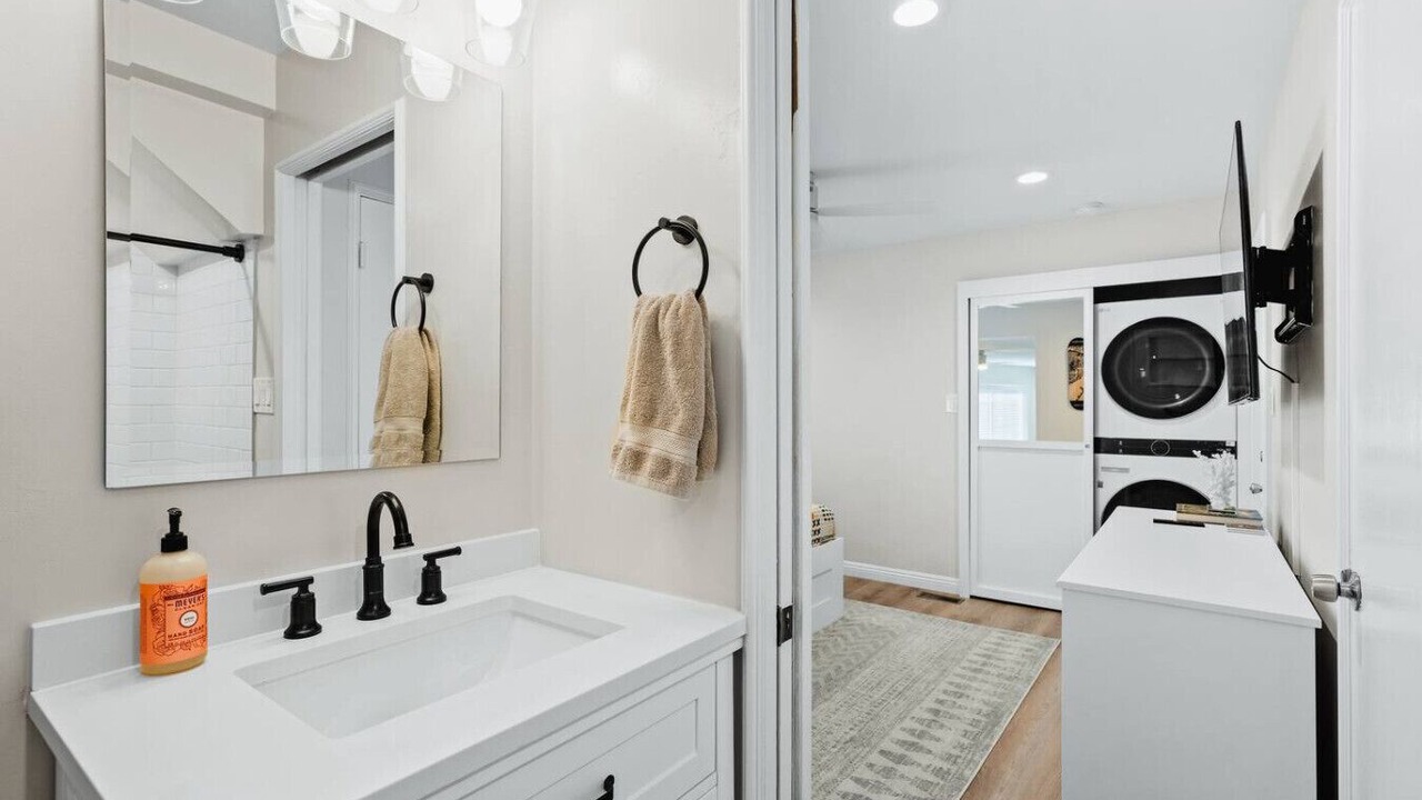 Photo of Bathroom in Linda Vista