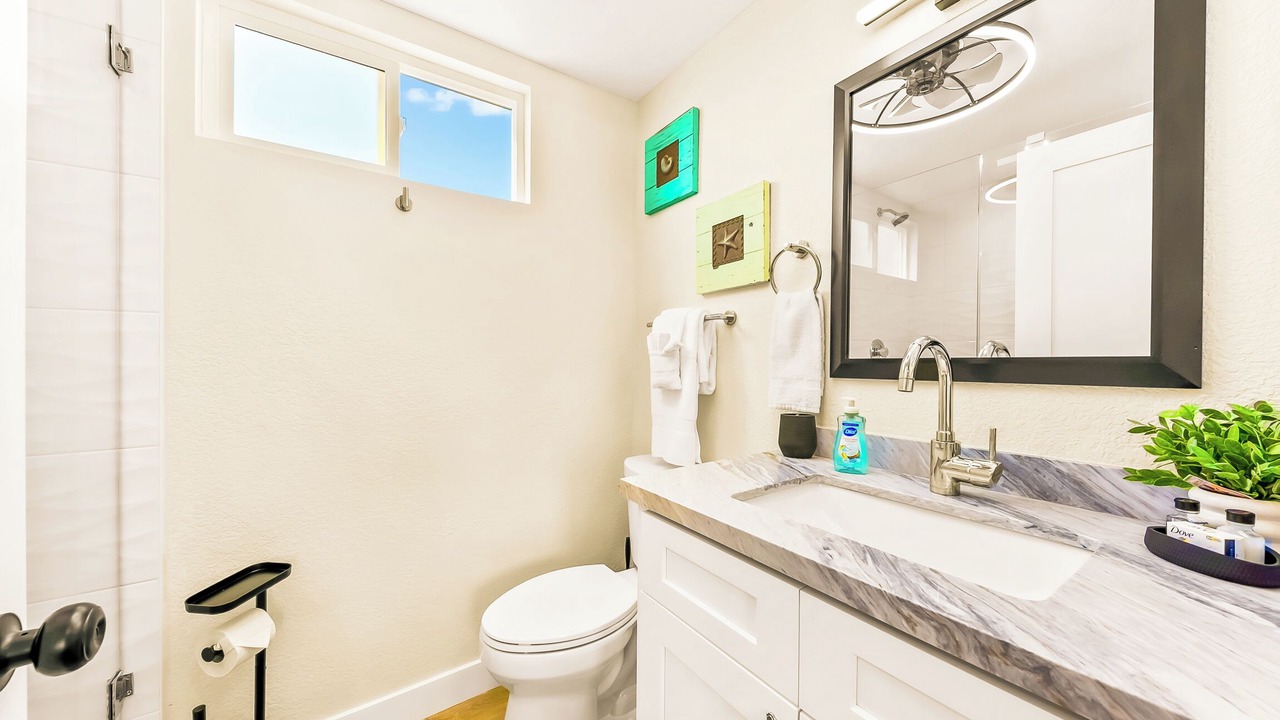 Photo of Bathroom in South Mission Beach