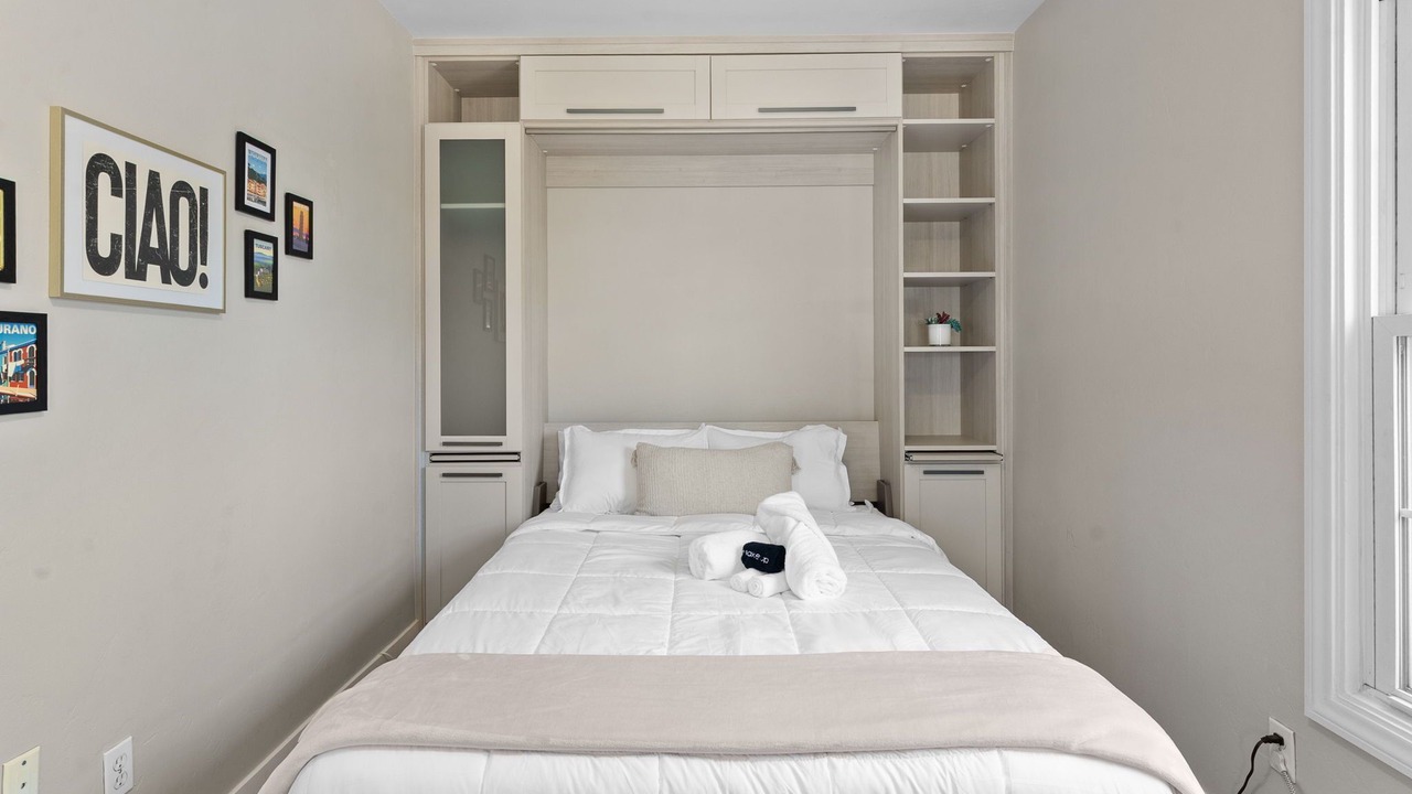 Photo of Bedroom in Bankers Hill