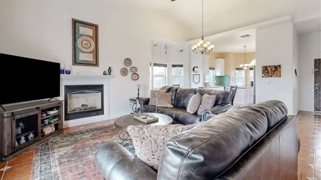 Photo of Livingroom in Copperopolis