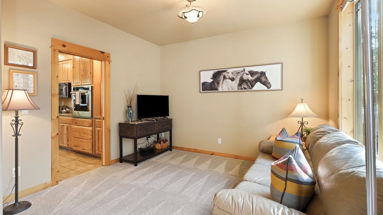 Photo of Livingroom in Deer Park