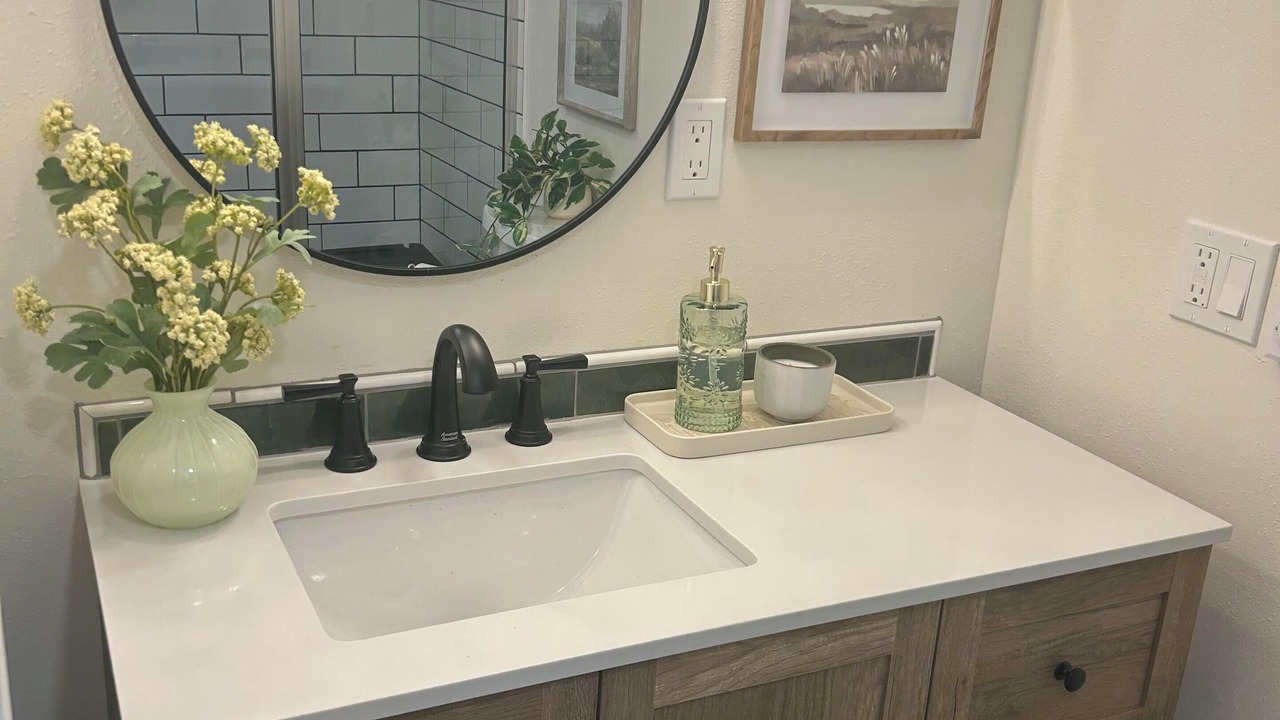 Photo of Bathroom in Oak Harbor