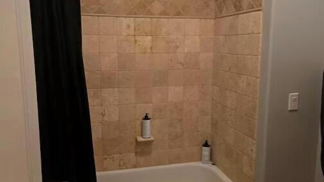 Photo of Bathroom in Centennial Hills