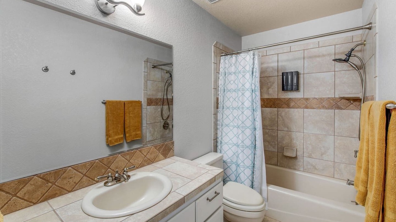 Photo of Bathroom in Lake Havasu City