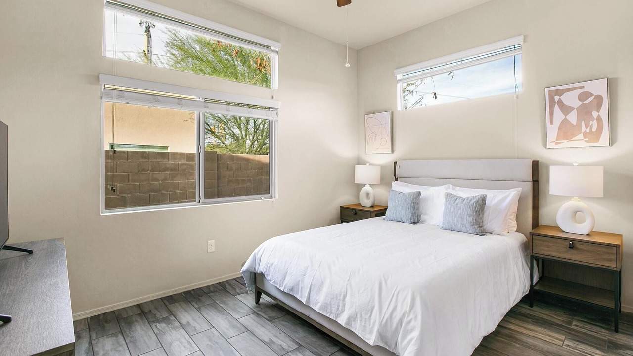 Photo of Bedroom in Woodburn