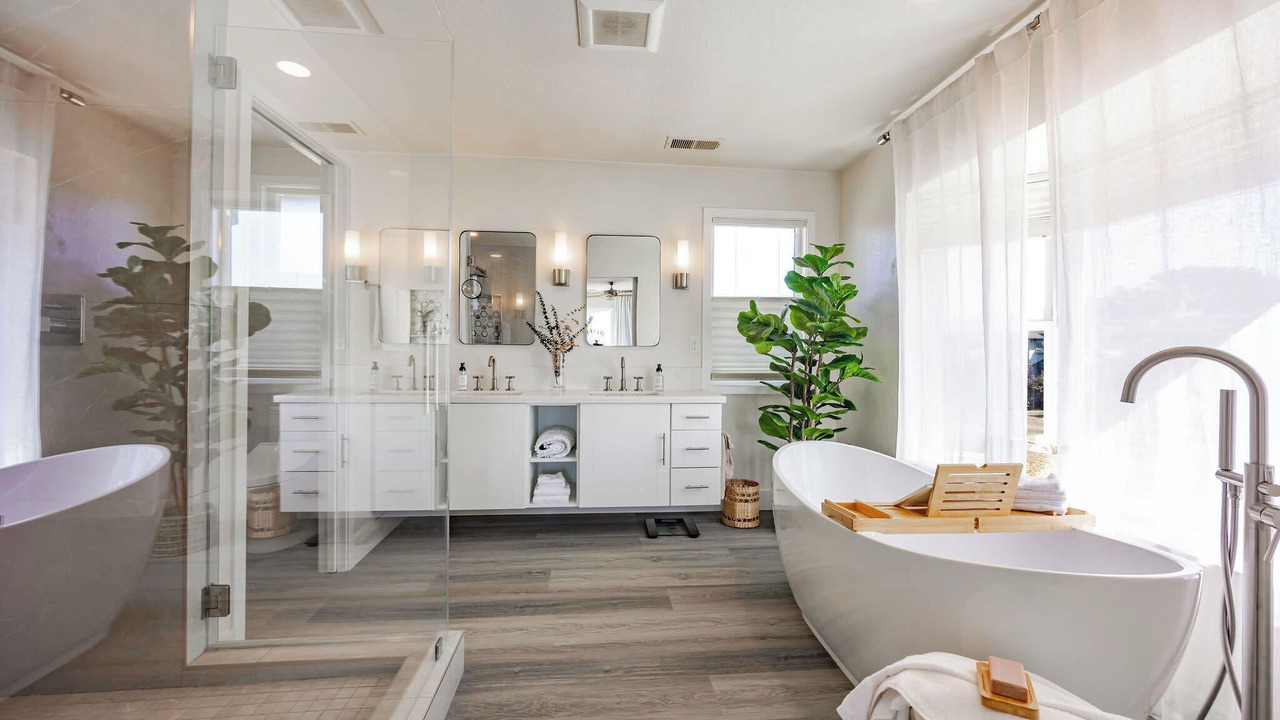 Photo of Bathroom in Moss Beach