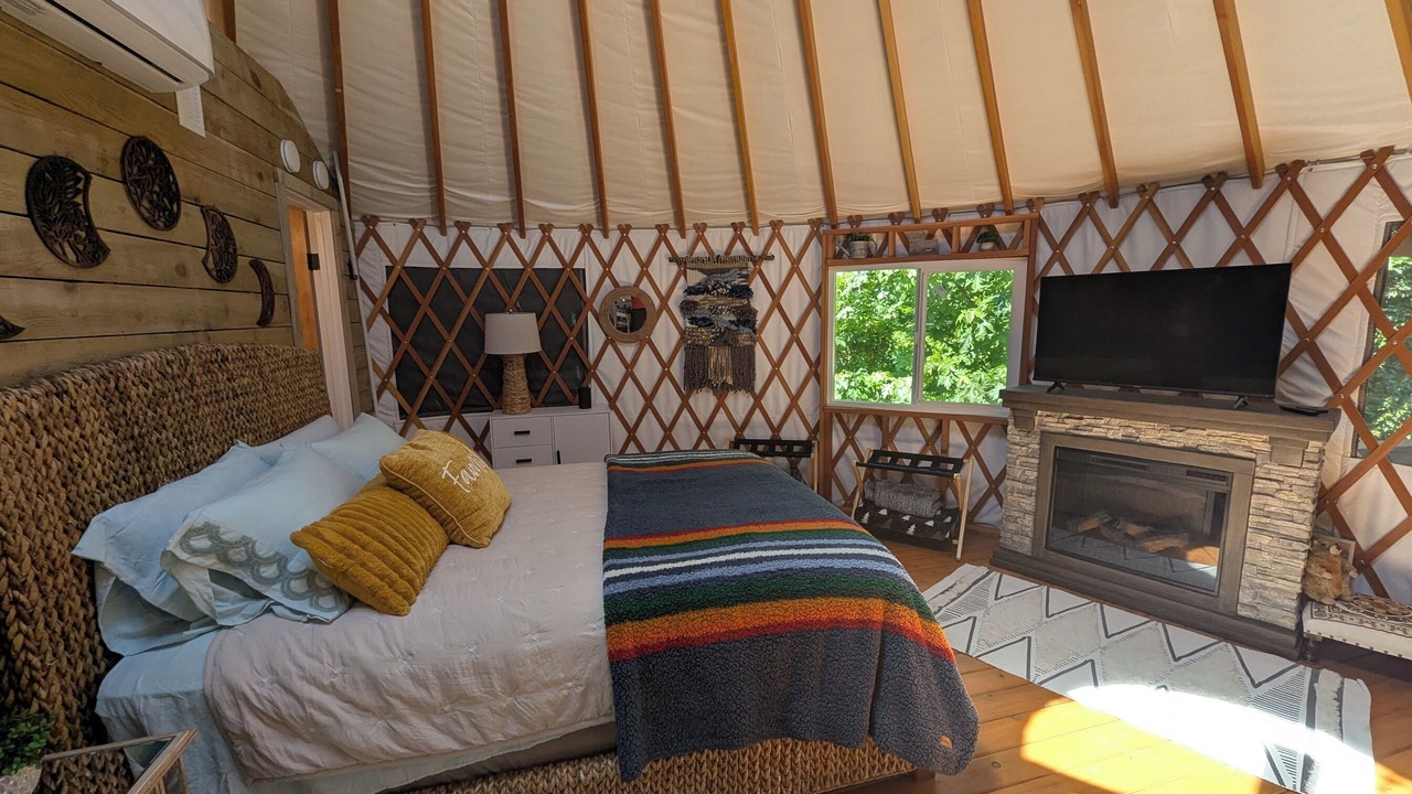 Photo of Bedroom in Glide
