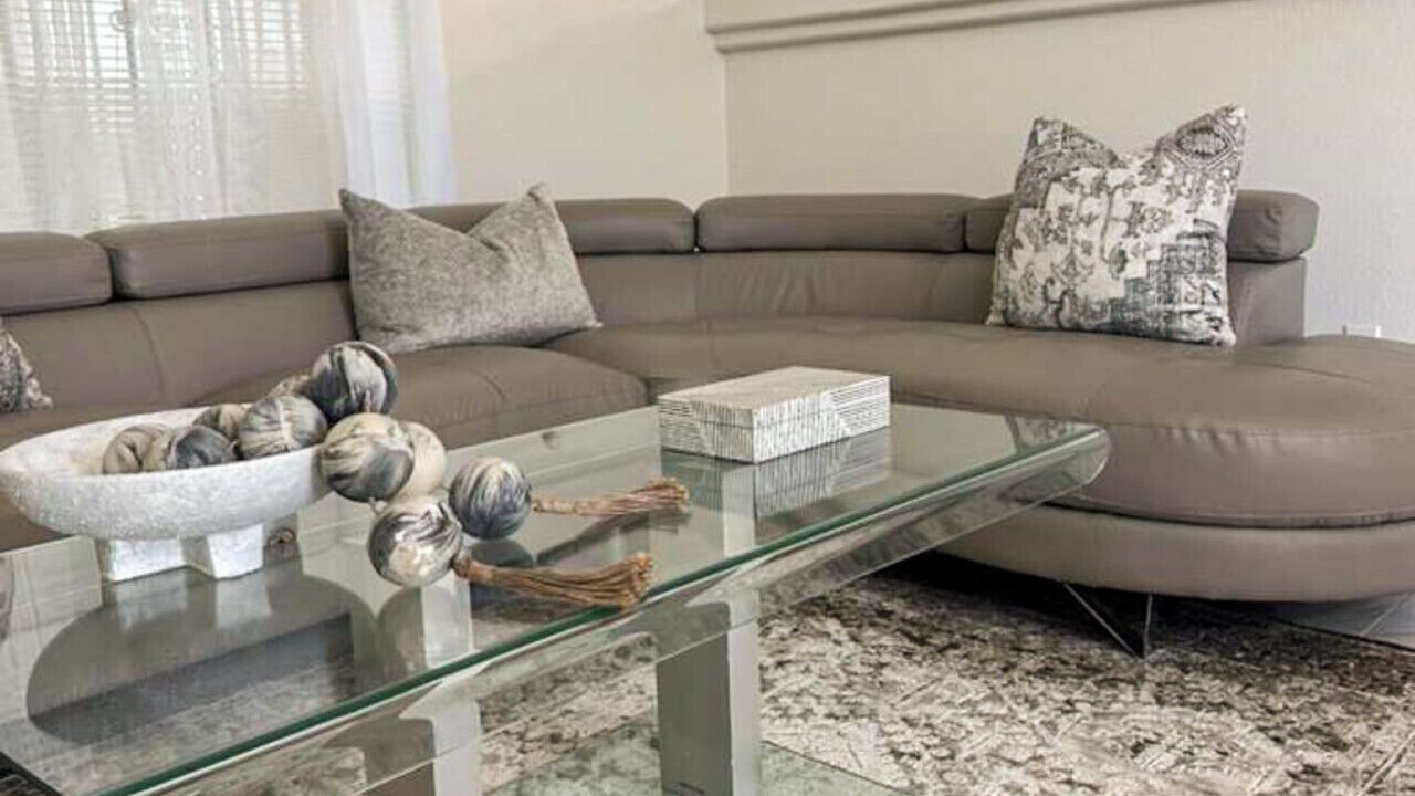 Photo of Livingroom in Spring Valley