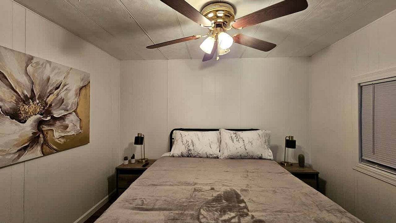 Photo of Bedroom in Meadview