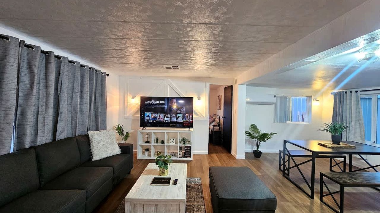 Photo of Livingroom in Meadview