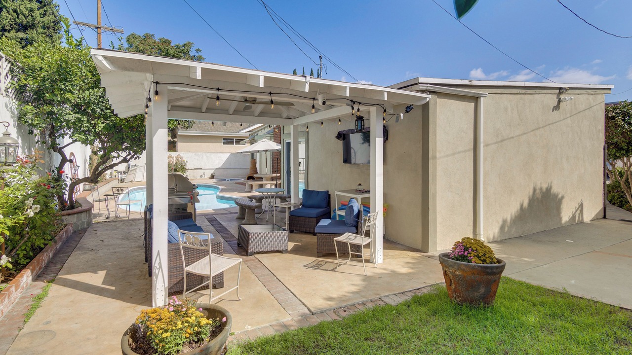 Photo of Outdoor in Studio City